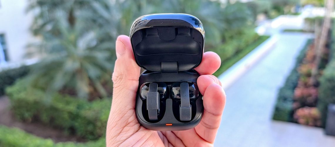 זה עתה בדקתי את האוזניות החדשות של Sony LinkBuds Clip — I'm not hooked מאת Alex Bracetti פורסם ב-21 בינואר 26 מצבי האזנה נאותים ושיחות קוליות לא מספיקים כדי להמליץ ​​על Sony LinkBuds Clip על פני מועדפים אחרים.