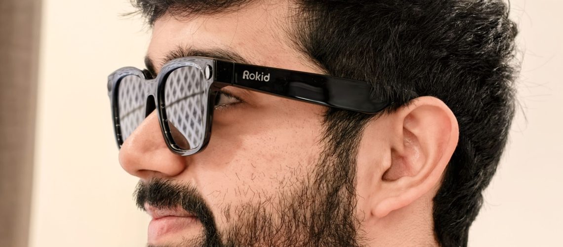 לבשתי את האלטרנטיבות הפופולריות ביותר של Ray-Ban Meta במשך חודש - והן הרבה יותר טובות ממה שציפיתי מאת Sanuj Bhatia פורסם ב-22 בפברואר 26 מומלץ סגנון משקפי ה-Rokid AI מבטיח תכונות דמויות Meta Ray-Ban עם מצלמת 12MP, מבנה קל משקל, אודיו פתוח ושילובי AI, אבל הם לא מושלמים.