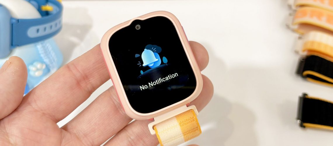 השעון החכם החדש הזה לילדים בודק את כל התיבות: 6 סיבות שהורים צריכים לשקול את TCL Movietime MT48