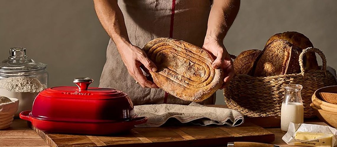 Le Creuset Signature oval bread oven