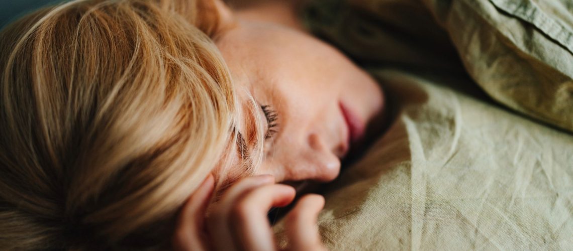 נצח את ההשכמה בשלוש לפנות בוקר עם 5 פריצות השינה הנורדיות האלה - מספר 1 יכול להוסיף כמעט שעה של שינה נוספת ללילה שלך