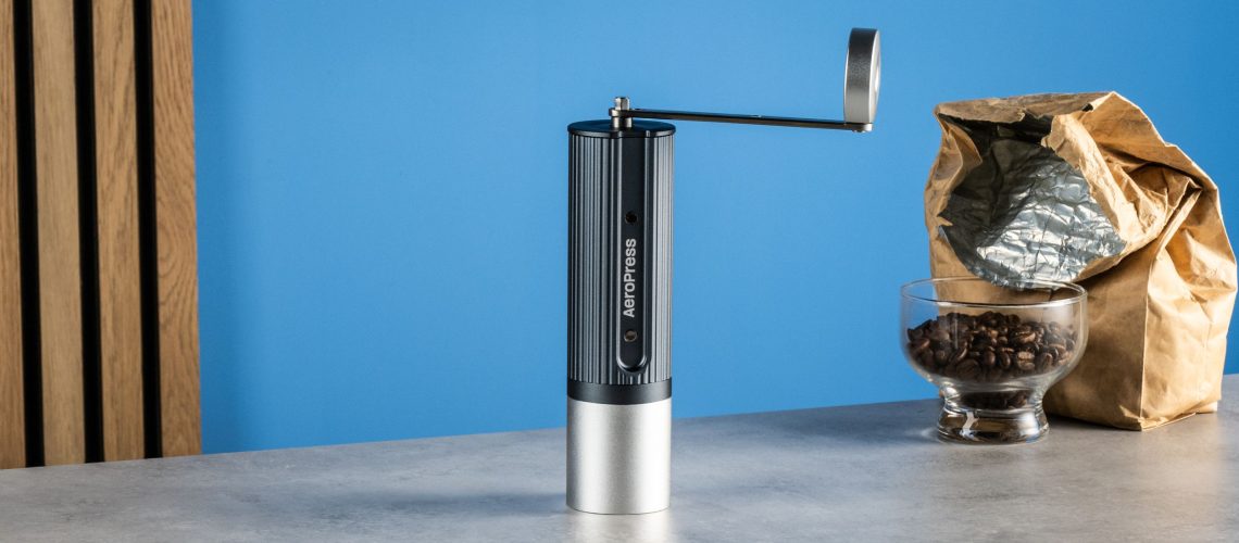 בדקתי את מטחנת הקפה החדשה של AeroPress - והיא מתאימה ל-AeroPress שלי כמו בובה רוסית מאת ארין בשפורד פורסם ב-17 באפריל 26 מומלץ מטחנת הקפה הידנית של AeroPress מתאימה בצורה מושלמת לרוב AeroPress והיא קלה במיוחד לשימוש, אידיאלית לאוהבי AeroPress.