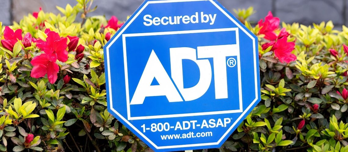 הפרת נתונים של ADT משפיעה על 5.5 מיליון לקוחות כאשר האקרים מתחילים להדליף מידע גנוב באינטרנט