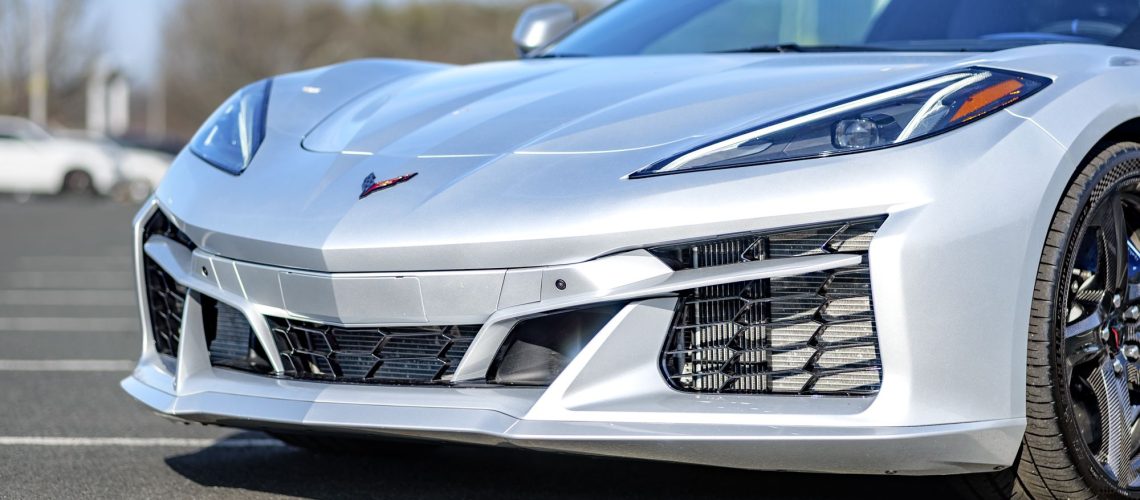 נהגתי בשברולט קורבט E-Ray בשווי 143,000 דולר במשך שבוע - ושתי התכונות הללו הבריזו אותי מאת ג'ון ולסקו עודכן לאחרונה ב-28 באפריל, 26 באפריל.