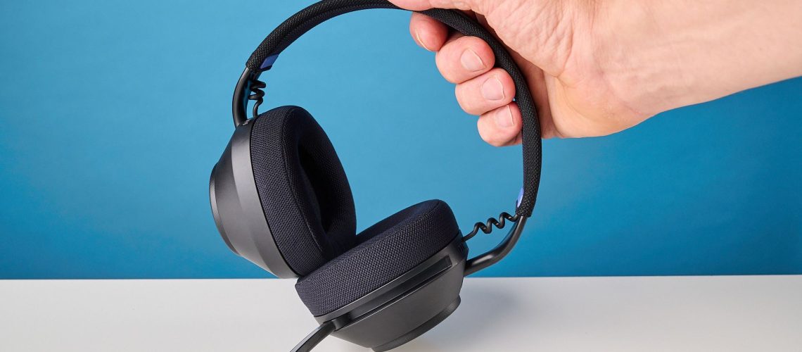 ה-PowerA LucidSound LS500 $69 היא אוזניות PS5 פנטסטיות - והיא מגיעה לכתר של Turtle Beach מאת Nikita Achanta פורסם ב-11 ביוני 26 מומלץ. PowerA LucidSound LS500 היא אוזניות חזקות ומוכשרות. תמורת 69 דולר בלבד, הוא מציע איכות צליל מעולה ונוחות לאורך כל היום. אבל יש לו כמה חסרונות.