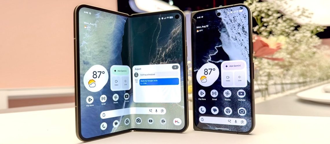ניסיתי את ה-Pixel 11 Pro Fold והוא יותר 'Ultra' מהקיפול של סמסונג (ב-200$ פחות) מאת Mark Spoonauer פורסם ב-12 באוגוסט 26 עדיין לא דורג ה-Pixel 11 Pro Fold אינו דק או קל כמו ה-Galaxy Z Fold 8 Ultra, אבל בהתבסס על ההתרשמות המעשית שלי יש לו תכונות בהירות יותר ותצוגות חכמות יותר של $20 AI יותר.