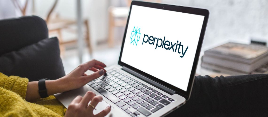 הבינה המלאכותית החדשה של Perplexity פועלת במחשב האישי שלך - ושואלת לפני השימוש בענן
