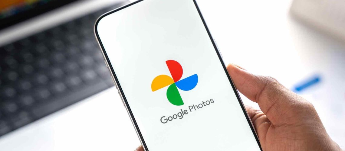 Google Photos מאפשר לך כעת לפקסל מידע רגיש בהחלקה אחת - הנה איך