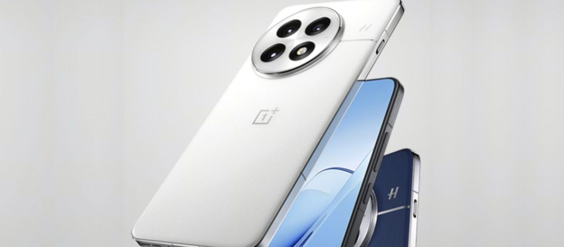 The OnePlus 13 smartphone