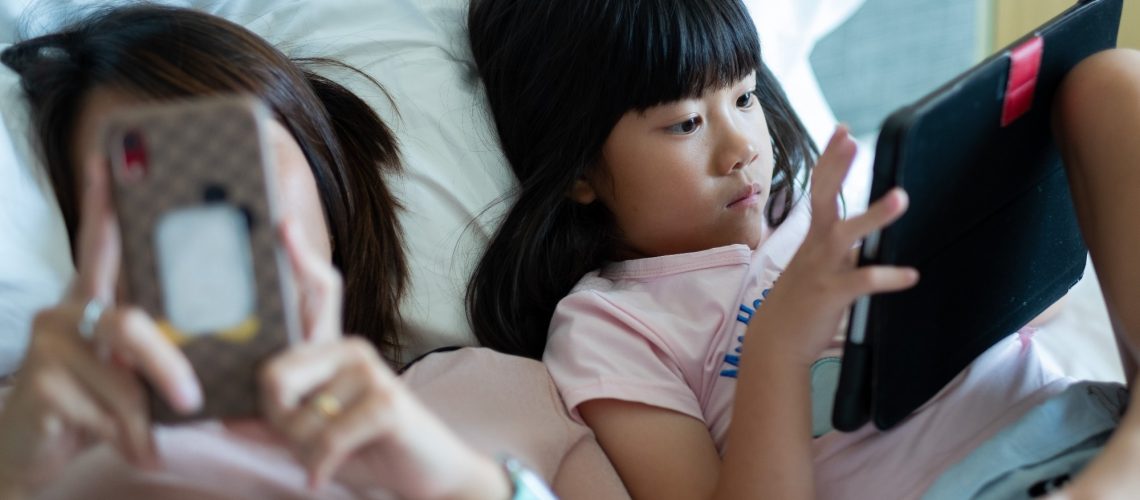 Study: Association between sedentary behavior, screen time and metabolic syndrome among Chinese children and adolescents. Image Credit: Pressmaster / Shutterstock.com