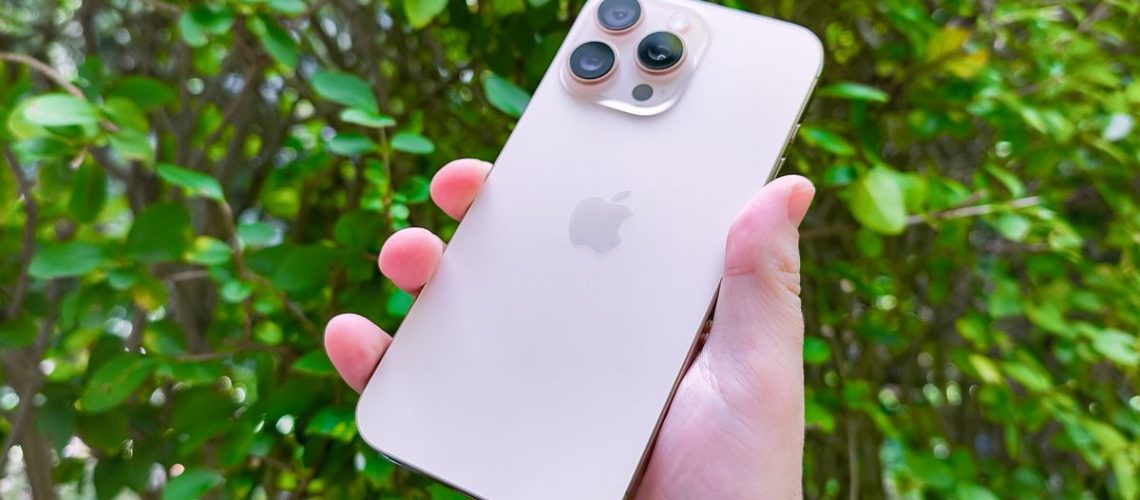 iPhone 16 Pro Max