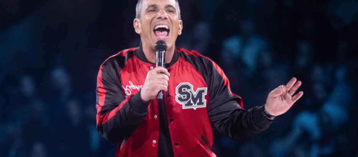 "Sebastian Maniscalco: It Ain't Right" features the comedian at the United Center arena in Chicago