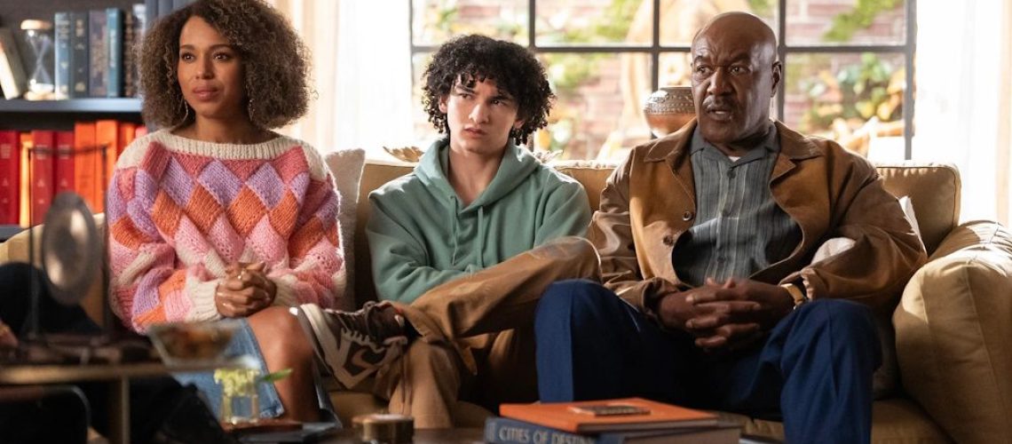 Kerry Washington as Paige, Faly Rakotohavana as Finn and Delroy Lindo as Edwin sitting next to each other on a therapist