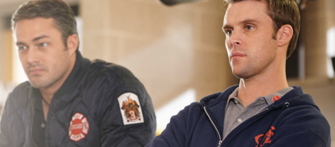 Kelly Severide (Taylor Kinney) and Matthew Casey (Jesse Spencer) in Chicago Fire