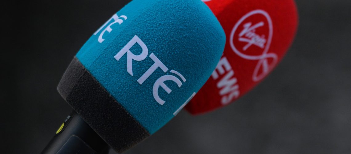 RTE microphone during entrance to government building in 2021