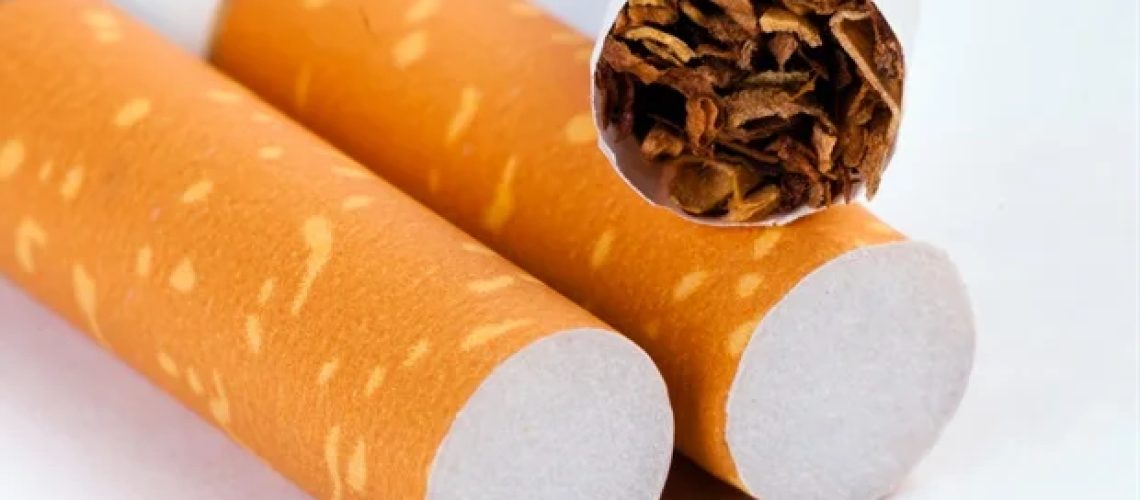 איסורי מכירה מקומיים של טבק בטעמים בקליפורניה קשורים לאידוי נוער מופחת