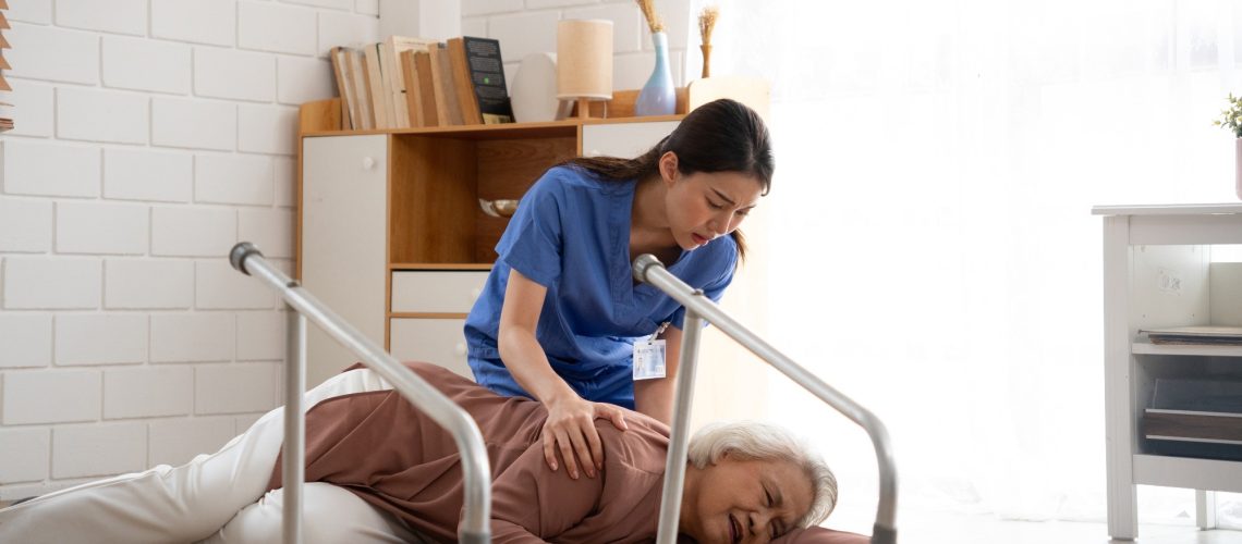 Study: Fruit and vegetable consumption and injurious falls among adults aged ≥ 50 years from low- and middle-income countries. Image Credit: Hananeko_Studio / Shutterstock