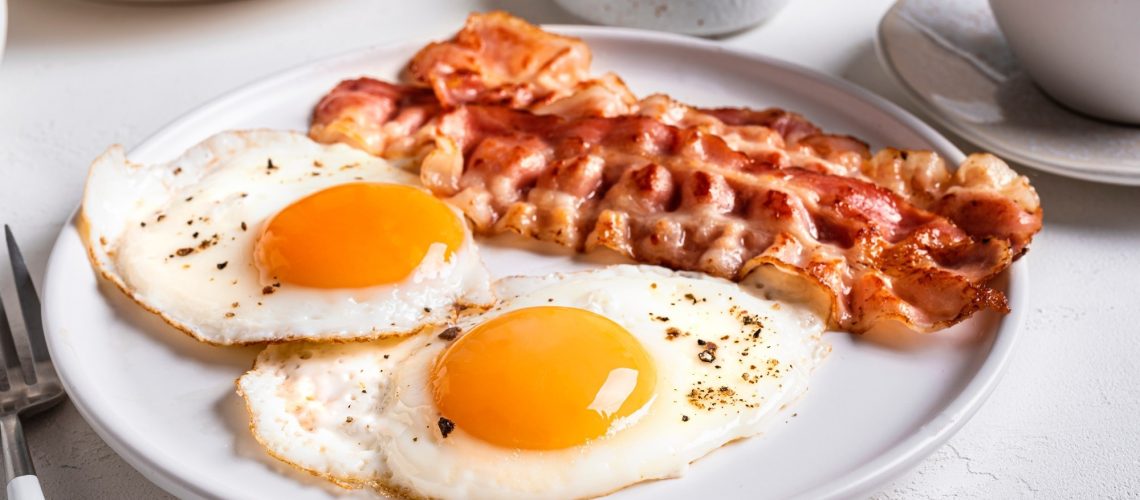 ארוחות בוקר מאוזנות משפרות את בריאות הלב והמטבוליזם אצל מבוגרים