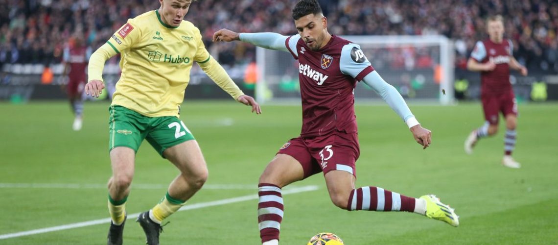 Emerson Palmieri (R) takes a shot under pressure from Sam Bell (L) ahead of the Bristol City vs West Ham live stream