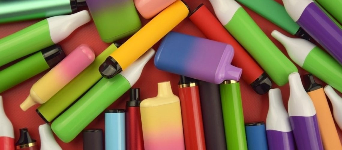 Study: Health Warnings on Instagram Advertisements for Synthetic Nicotine E-Cigarettes and Engagement. Image Credit: iama_sing/Shutterstock.com