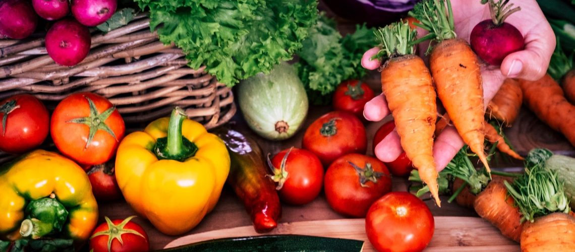 Study: Association of a newly proposed dietary index for gut microbiota with phenotypic age acceleration: a cross-sectional study of NHANES 1999–2018. Image Credit: simona pilolla 2 / Shutterstock