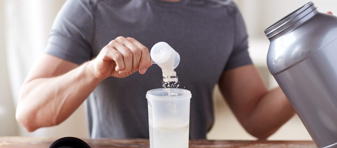 Study: The Effect of Creatine Nitrate and Caffeine Individually or Combined on Exercise Performance and Cognitive Function: A Randomized, Crossover, Double-Blind, Placebo-Controlled Trial. Image Credit: Ground Picture/Shutterstock.com