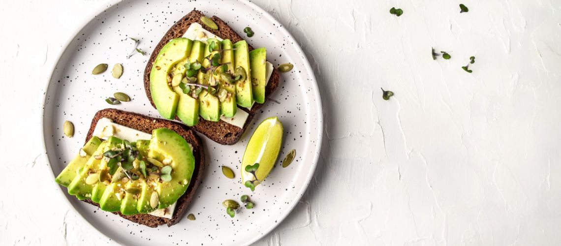 Study: “A good way to start the day”: UK-based parents’ views about offering vegetables to children for breakfast. Image Credit: sweet marshmallow / Shutterstock