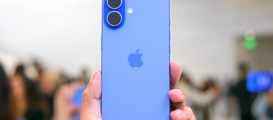 Apple iPhone 16 hands-on.