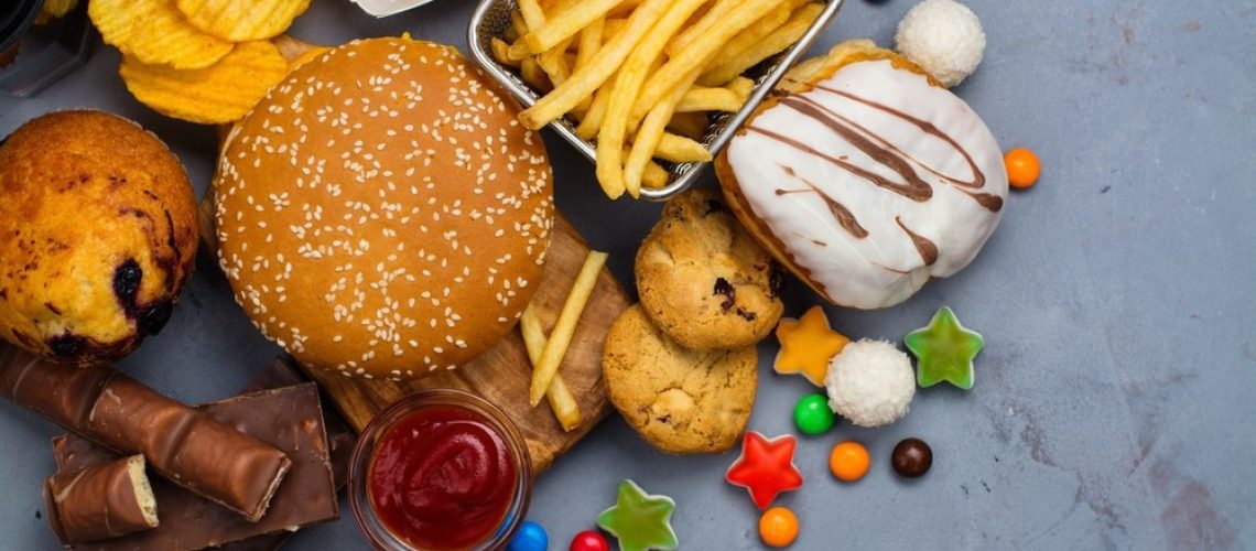 Study: The correlation between the frequent intake of dietary migraine triggers and increased clinical features of migraine (analytical cross-sectional study from Egypt). Image Credit: Ekaterina Markelova/Shutterstock.com