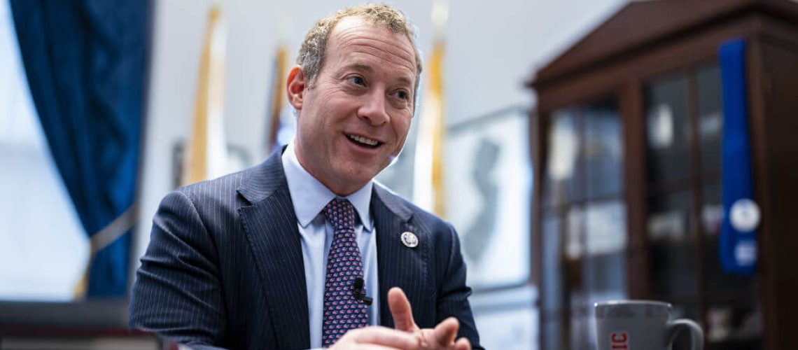 הסנאט יקדם הצעת חוק שנויה במחלוקת לפגיעה בפעילות אנטי-ישראלית בקמפוס. הודעה מהמנכ"לית והמוציאה לאור רחל פישמן פדרסן