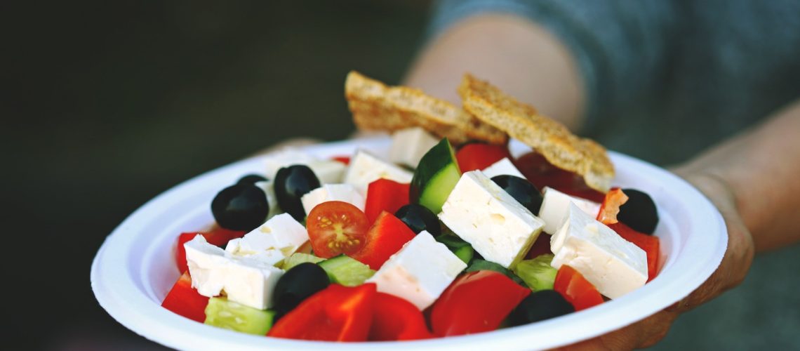 Study: Gender-specific insights into adherence to Mediterranean diet and lifestyle: analysis of 4,000 responses from the MEDIET4ALL project. Image Credit: Sunvic / Shutterstock