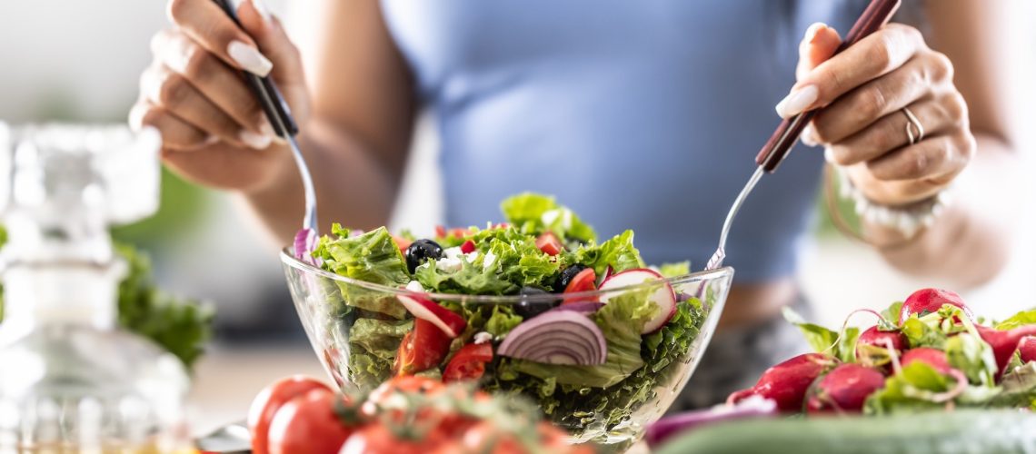 Study: Mediterranean Diet Adherence and Risk of All-Cause Mortality in Women. Image Credit: Marian Weyo/Shutterstock.com