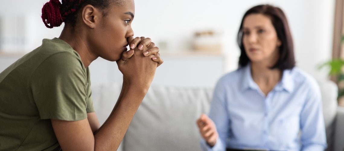 Study:  No replication of Alzheimer’s disease genetics as a moderator of the association between combat exposure and PTSD risk in 138,592 combat veterans. Image Credit: Prostock-studio / Shutterstock.com