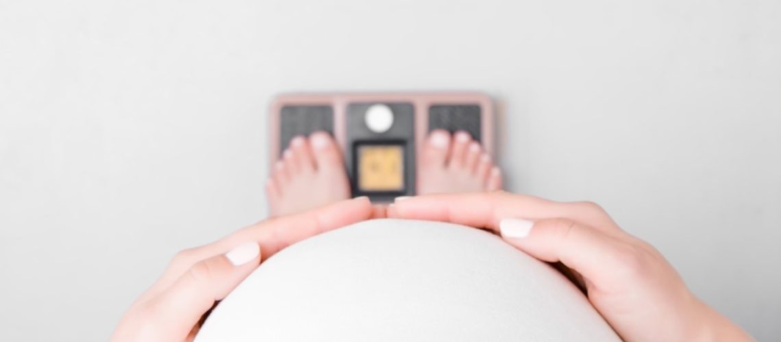 Study: The impact of isolated obesity compared with obesity and other risk factors on risk of stillbirth: a retrospective cohort study. Image Credit: FotoDuets/Shutterstock.com