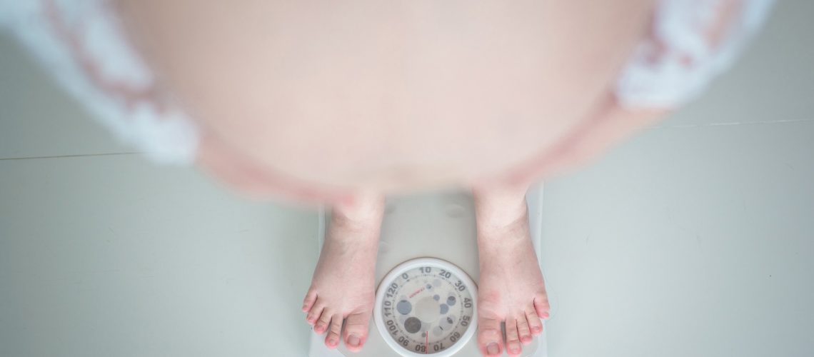 Study: Maternal pre-pregnancy body mass index and the risk of neurodevelopmental disorders in offspring. Image Credit: pecky_photograph / Shutterstock