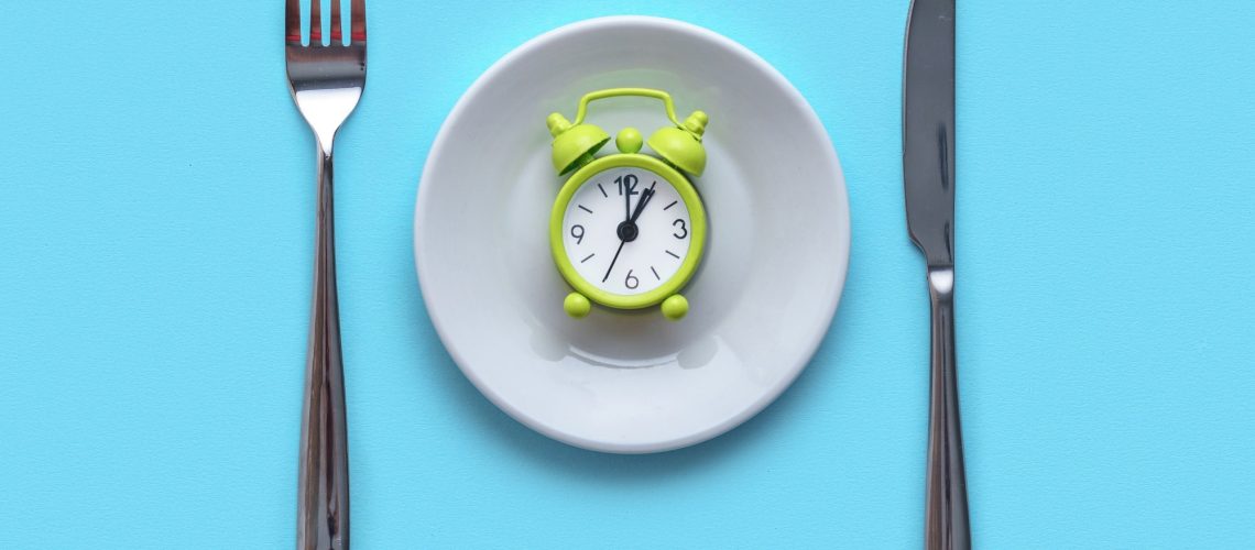 Study: Effect of time restricted eating versus daily calorie restriction on sex hormones in males and females with obesity. Image Credit: goffkein.pro/Shutterstock.com