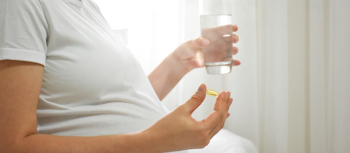 Review: Vitamin D supplementation in pregnant or breastfeeding women or young children for preventing asthma. Image Credit: Tekkol / Shutterstock