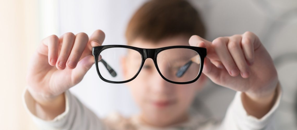 Study: The association between screen time exposure and myopia in children and adolescents: a meta-analysis. Image Credit: Inna Kot/Shutterstock.com