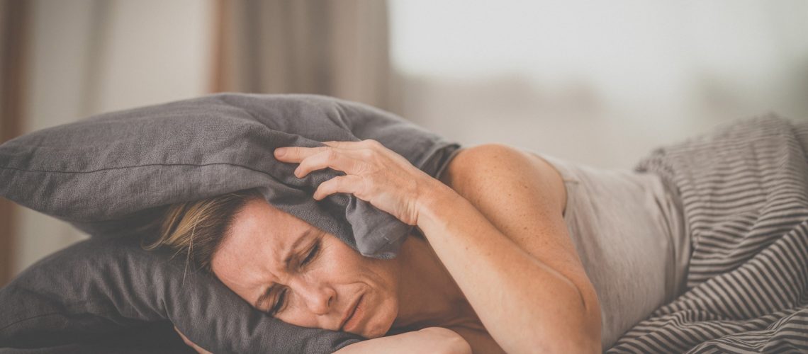 Study: Phase II Clinical Study on Low-Intensity-Noise Tinnitus Suppression (LINTS) for Tinnitus Treatment. Image Credit: l i g h t p o e t / Shutterstock