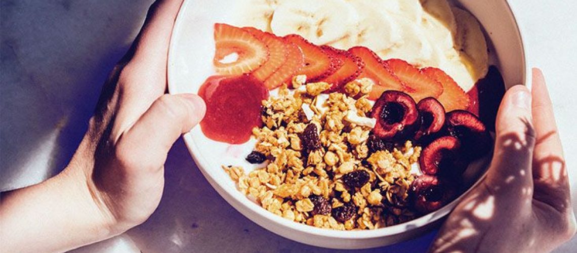 כיצד דיאטות דלות פחמימות משפיעות על המשקל בטווח הארוך?