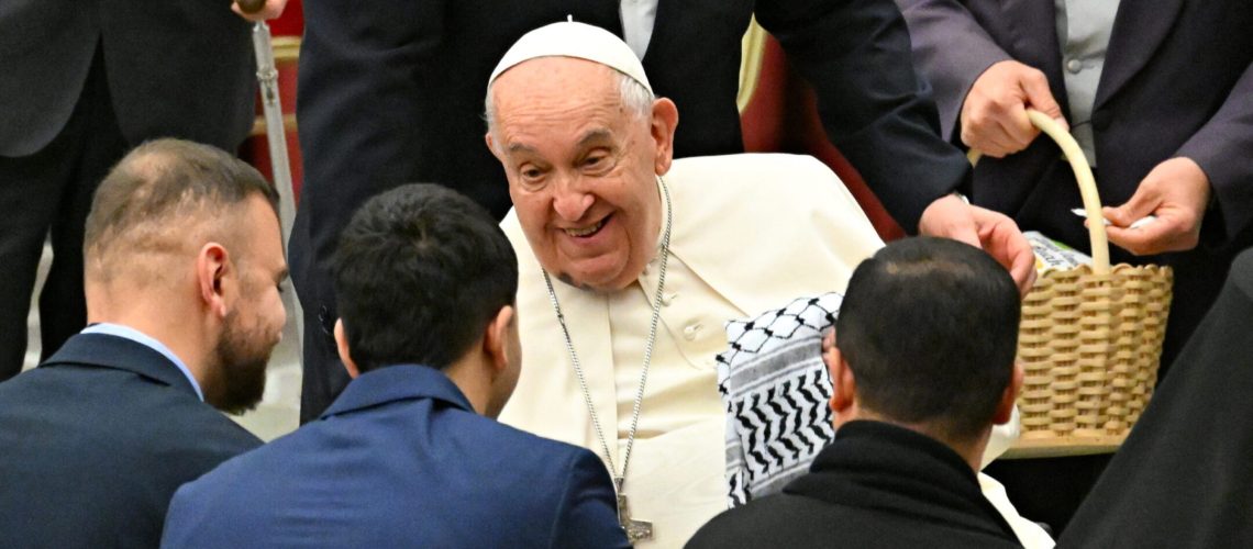 כשהיחסים המשופרים רועדים, מדריך חדש נועד לחנך את הקתולים על אנטישמיות הודעה מהמו"ל והמנכ"ל שלנו רייצ'ל פישמן פדרסן