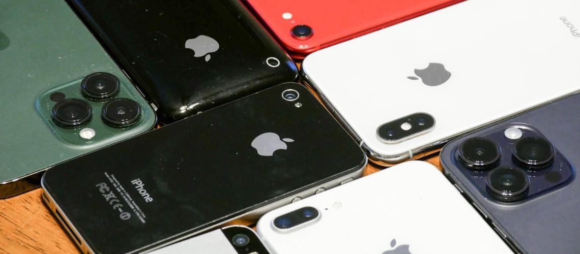 לוח הזמנים של שחרור אייפון אמור להשתנות לנצח ב-2026/2027, מאשר אפל מקורב