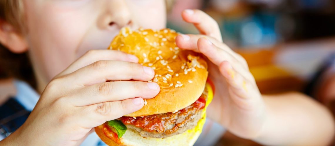 Study: Restaurants Offering Healthier Kids’ Menus: A Mixed-Methods Study. Image Credit: Irina WS / Shutterstock