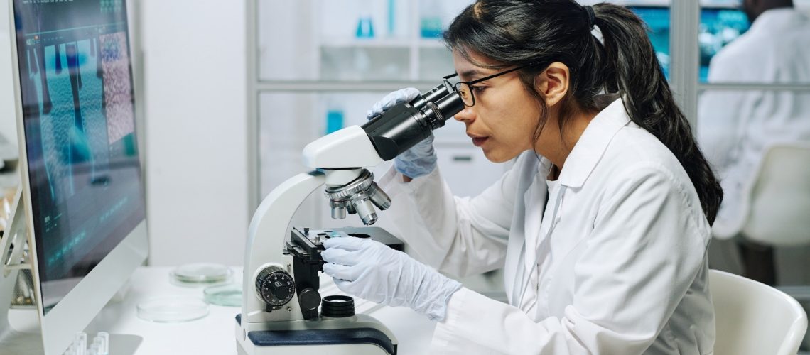 Study: Differentiation of Prior SARS-CoV-2 Infection and Postacute Sequelae by Standard Clinical Laboratory Measurements in the RECOVER Cohort. Image Credit: Pressmaster/Shutterstock.com