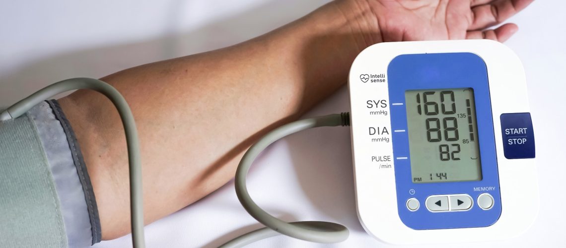 Study: Home blood pressure-lowering effect of a non-steroidal mineralocorticoid receptor blocker, esaxerenone, versus trichlormethiazide for uncontrolled hypertension: the EXCITE-HT randomized controlled study. Image Credit: Adheamir / Shutterstock