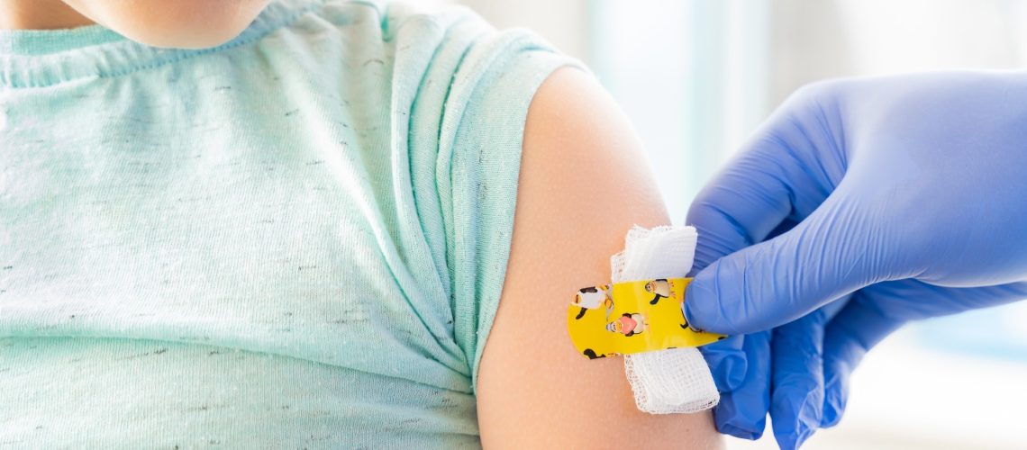 Study: Optimal timing of influenza vaccination in young children: population based cohort study. Image Credit: Ira Lichi / Shutterstock