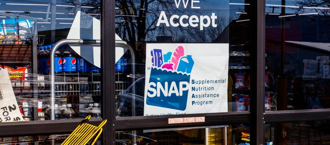 Study: Supplemental Nutrition Assistance Program and Adherence to Antihypertensive Medications. Image Credit: Jonathan Weiss/Shutterstock.com