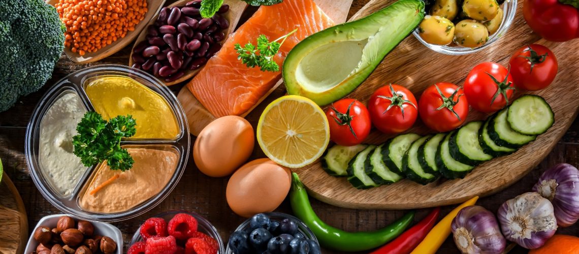 Study: High Adherence to the Mediterranean Dietary Pattern Is Inversely Associated with Systemic Inflammation in Older but Not in Younger Brazilian Adults. Image Credit: monticello/Shutterstock.com
