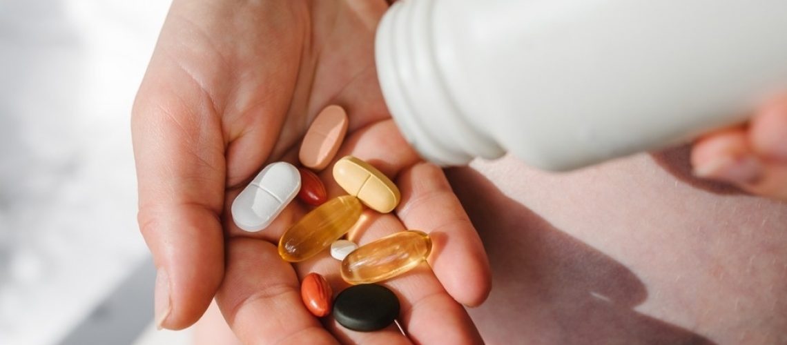 Study: Multivitamin Use and Mortality Risk in 3 Prospective US Cohorts. Image Credit: Sergii Sobolevskyi/Shutterstock.com
