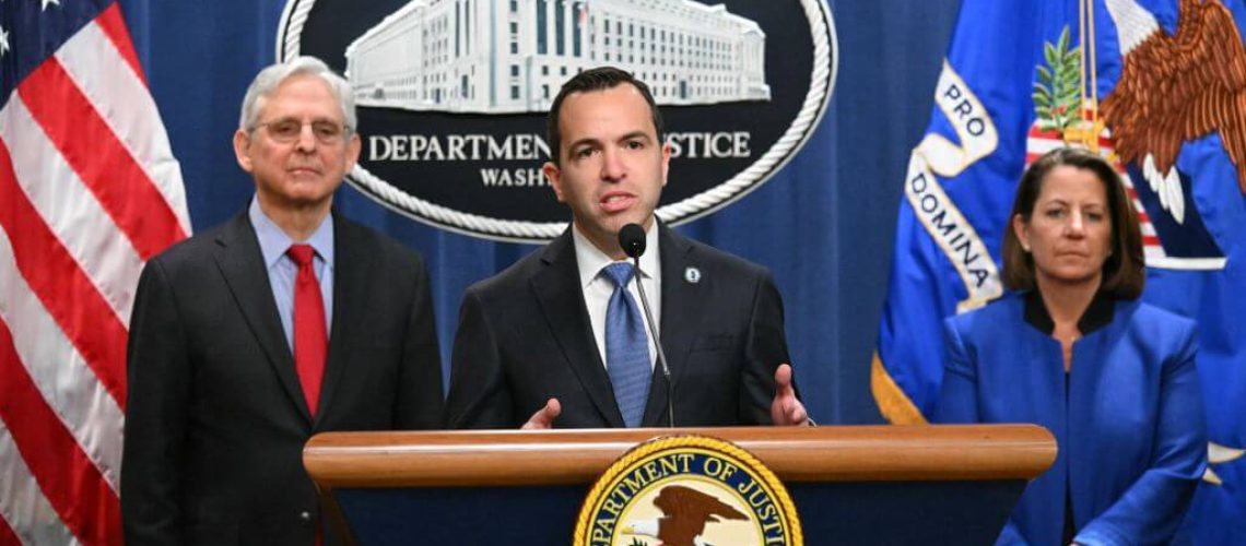 מיהו התובע הכללי היהודי שמתמודד עם אחד הדמוקרטים החזקים במדינה?